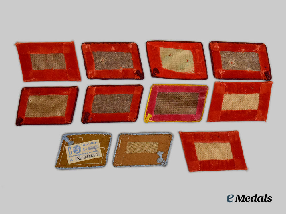 germany,_n_s_d_a_p._a_mixed_lot_of_political_leader_collar_tabs___m_n_c8088