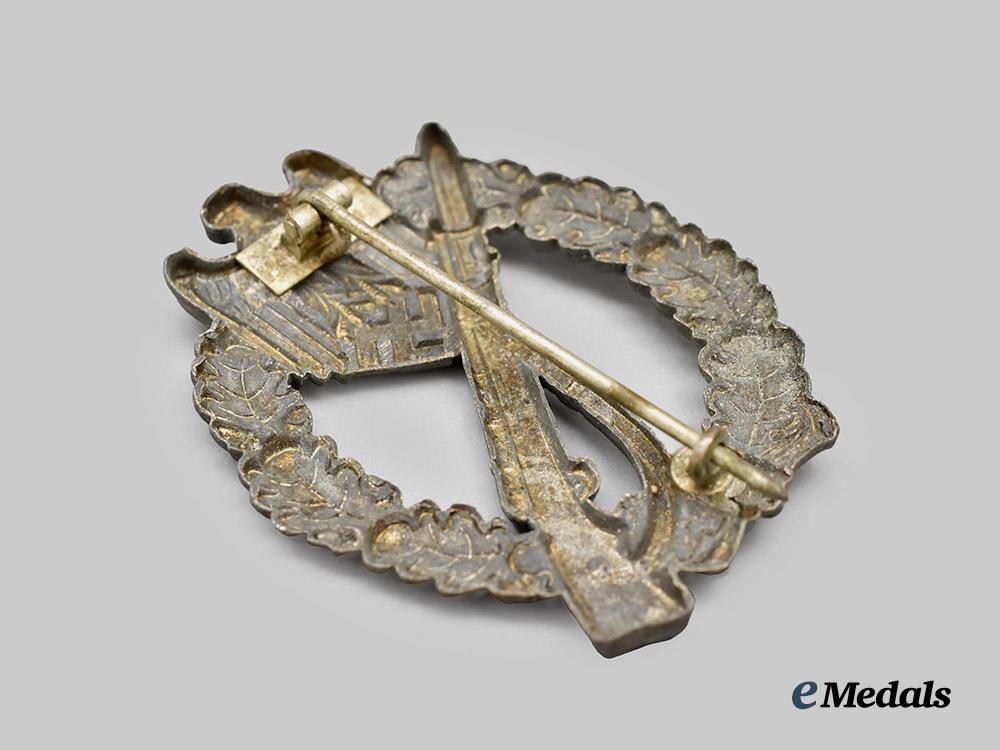 germany,_wehrmacht._an_infantry_assault_badge,_silver_grade,_unknown_maker_variant___m_n_c8105