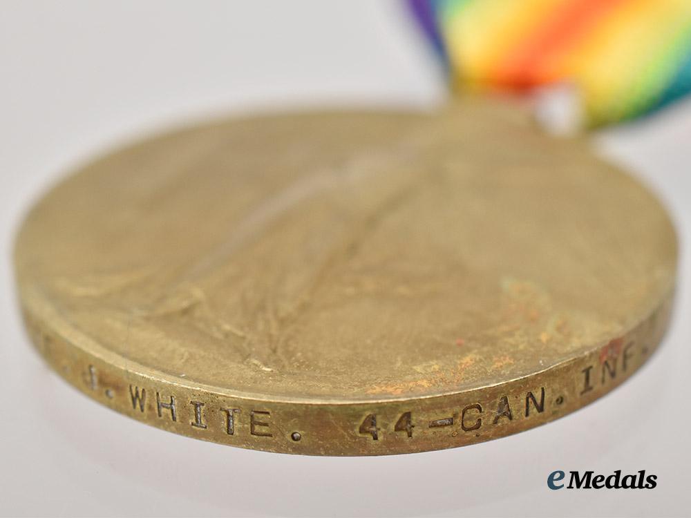 canada,_c_e_f._a_set_of_first_war_medals_to_pte_james_white,44th_canadian_infantry,_k_i_a_september1918___m_n_c8174