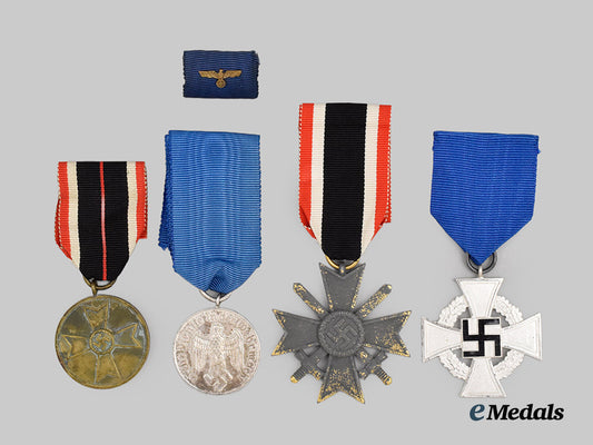 germany,_wehrmacht._a_mixed_lot_of_service_awards___m_n_c8179