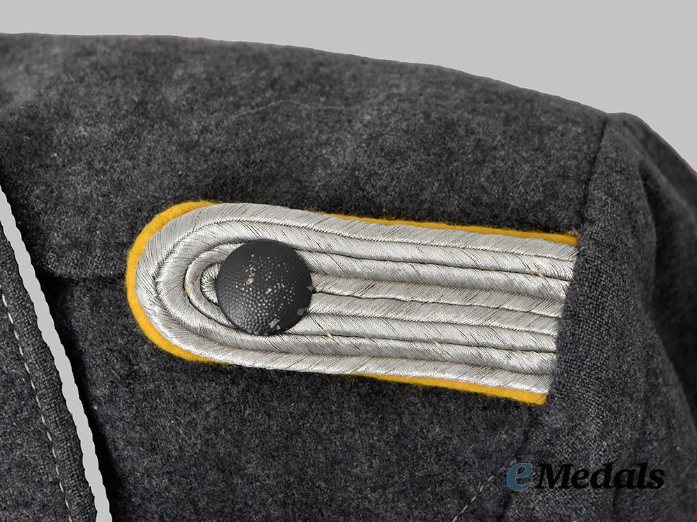 germany,_luftwaffe._a_paratrooper_lieutenant_service_uniform_tunic___m_n_c8203