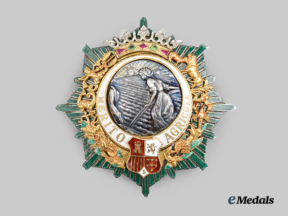 spain,_republic._an_order_of_merit_for_agriculture,_fisheries_and_food_grand_cross.___m_n_c8218