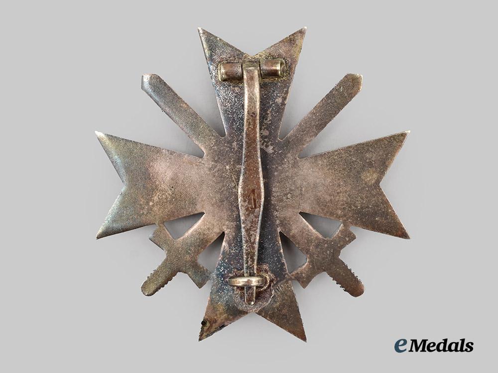 germany,_wehrmacht._a_war_merit_cross_i_class_with_swords_and_case,_by_deschler&_sohn___m_n_c8234