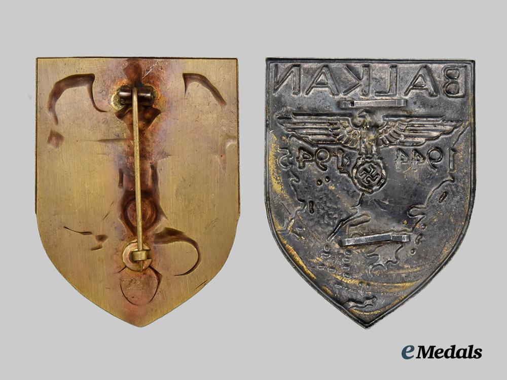 germany,_federal_republic._a_warschau_and_a_balkan_badge,_by_rudolf_souval,_exhibition_examples,_c.1970___m_n_c8299