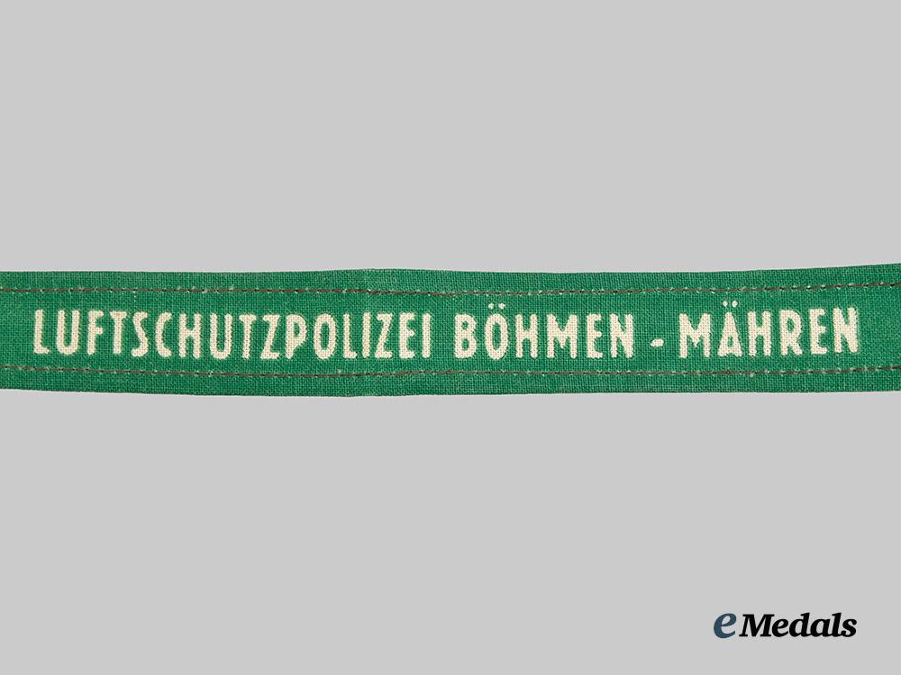 germany,_third_reich._a_protectorate_of_bohemia_and_moravia_luftschutzpolizei_personnel_cuff_title___m_n_c8305