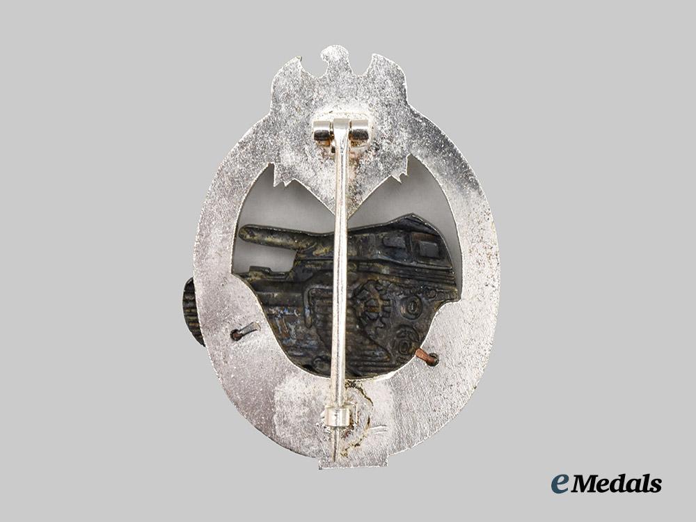 germany,_federal_republic._a_panzer_assault_badge,_special_grade_for50_engagements,_by_rudolf_souval,_exhibition_example,_c.1970___m_n_c8320