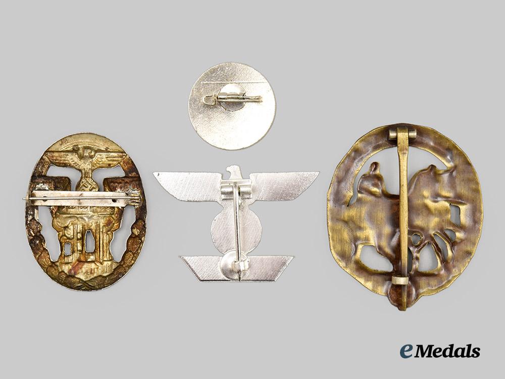 germany,_federal_republic._a_lot_of_four_third_reich_medals,_awards_and_badges,_by_rudolf_souval,_exhibition_examples,_c.1970___m_n_c8336