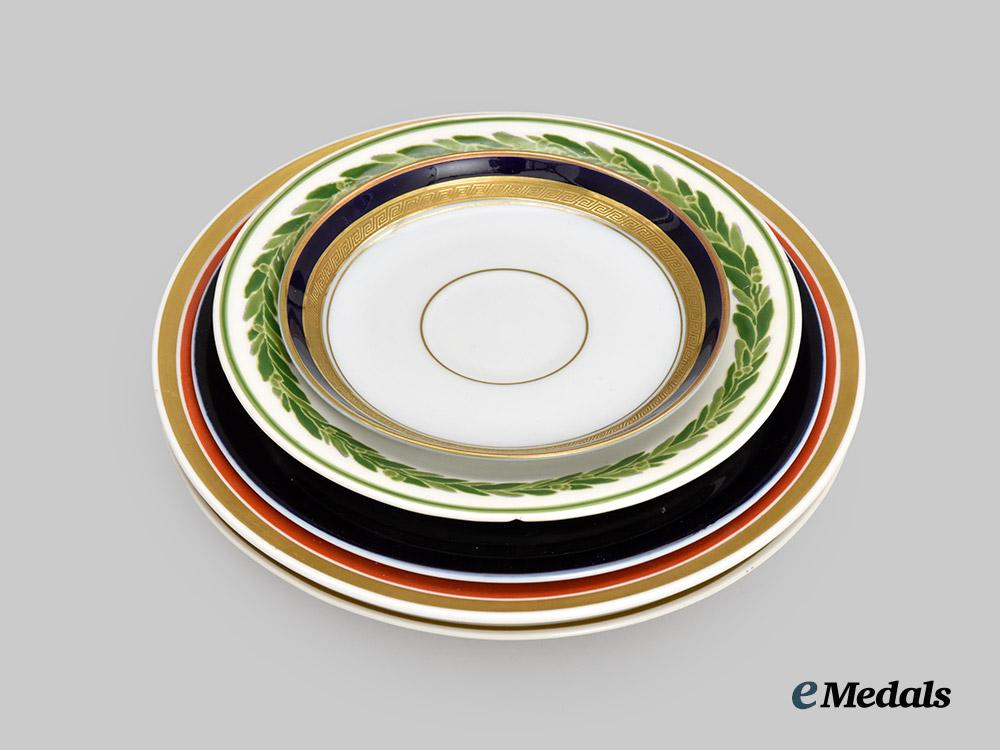 germany,_imperial._a_mixed_lot_of_patriotic_saucers___m_n_c8339