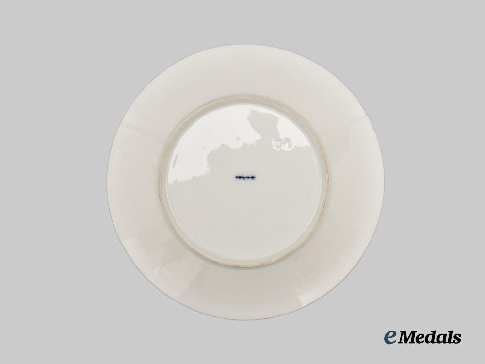 germany,_imperial._a_mixed_lot_of_patriotic_saucers___m_n_c8351