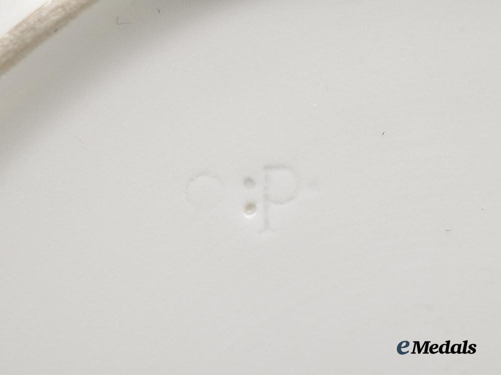 germany,_imperial._a_mixed_lot_of_patriotic_saucers___m_n_c8357