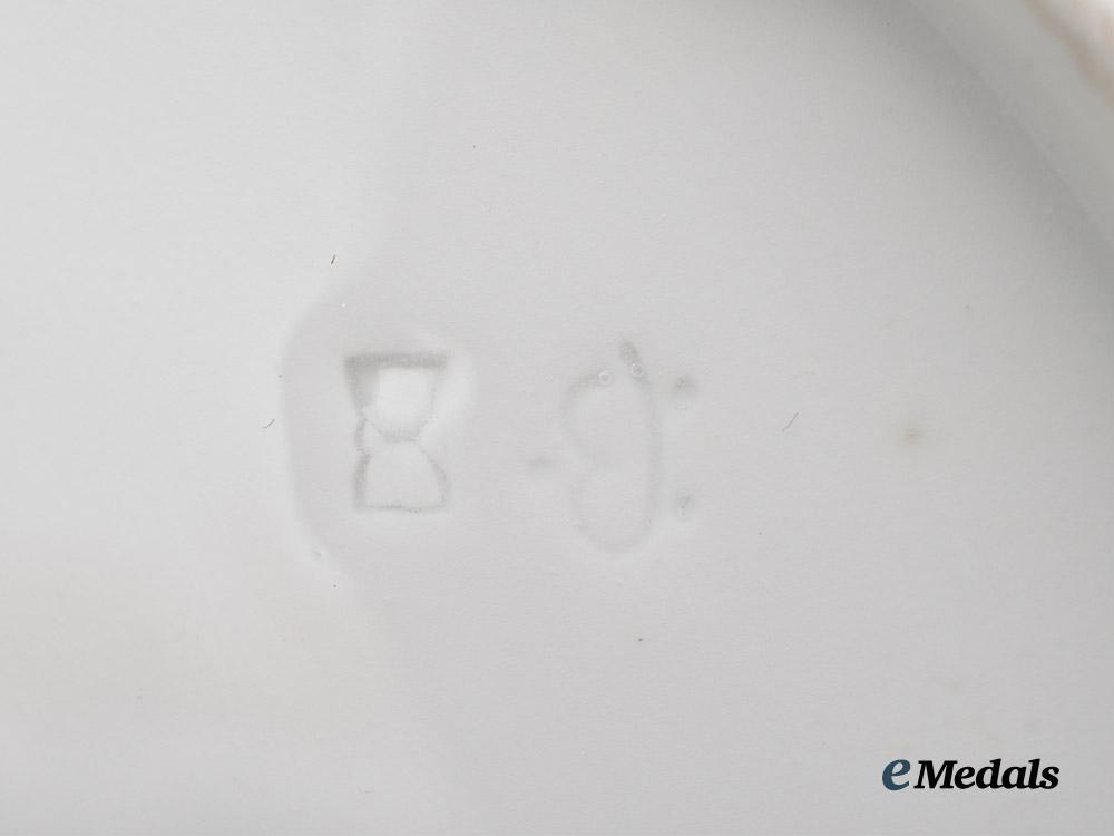 germany,_imperial._a_mixed_lot_of_patriotic_saucers___m_n_c8364