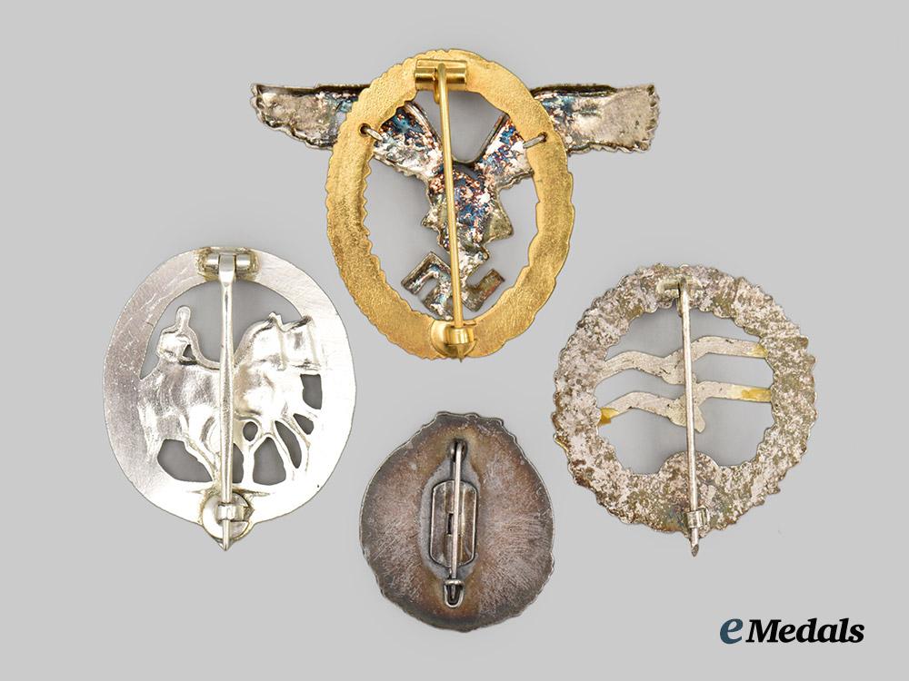 germany,_federal_republic._a_lot_of_four_awards_and_badges,_by_rudolf_souval,_exhibition_examples,_c.1970___m_n_c8375