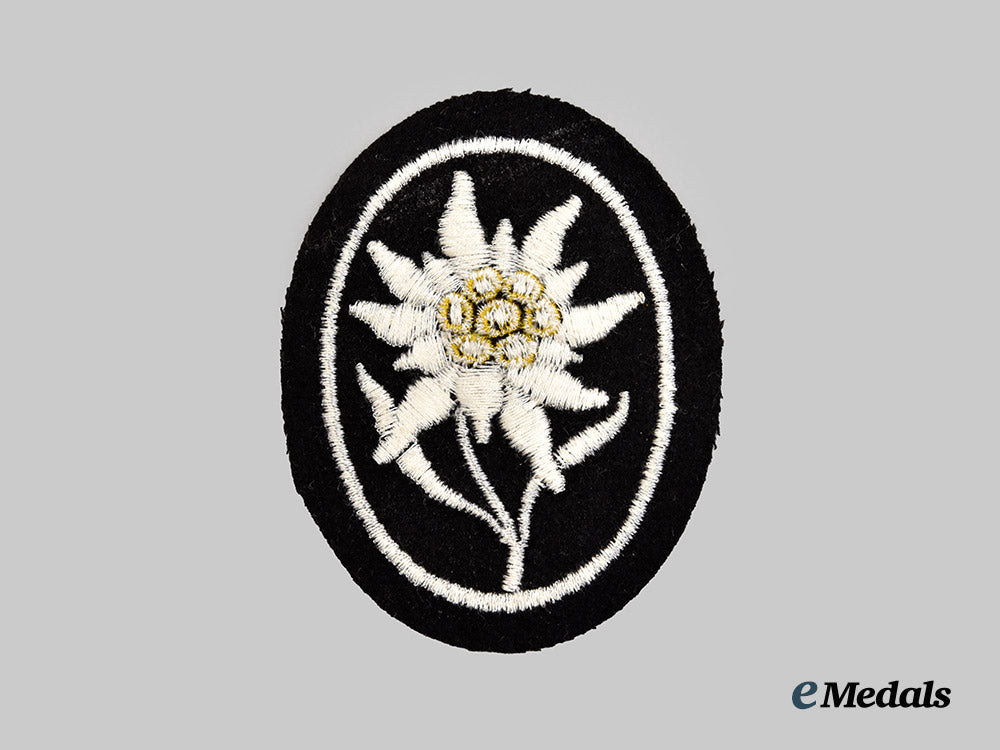germany,_s_s._a_waffen-_s_s_gebirgsjäger_e_m/_n_c_o’s_sleeve_insignia___m_n_c8391