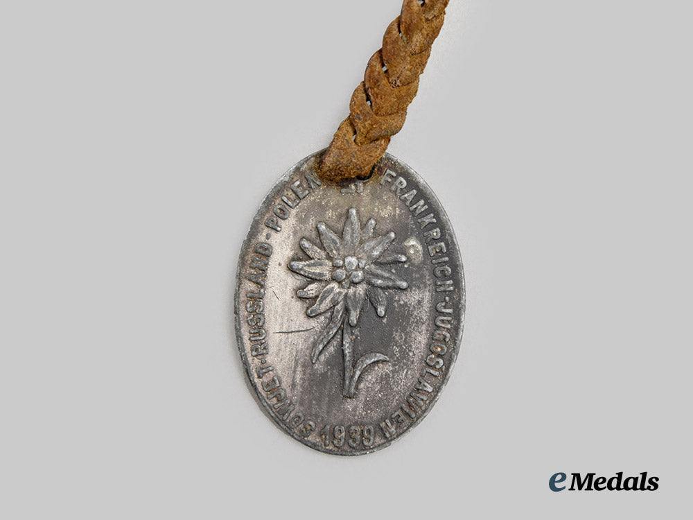 germany,_heer._a_gebirgsjäger-_regiment98_christmas1941_commemorative_campaign_fob___m_n_c8399