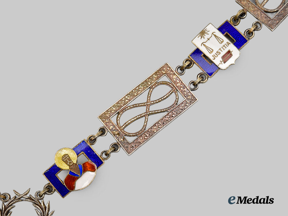 spain,_fascist_state._an_order_of_saint_raymond_of_peñafort,_collar_chain,_c.1955___m_n_c8493