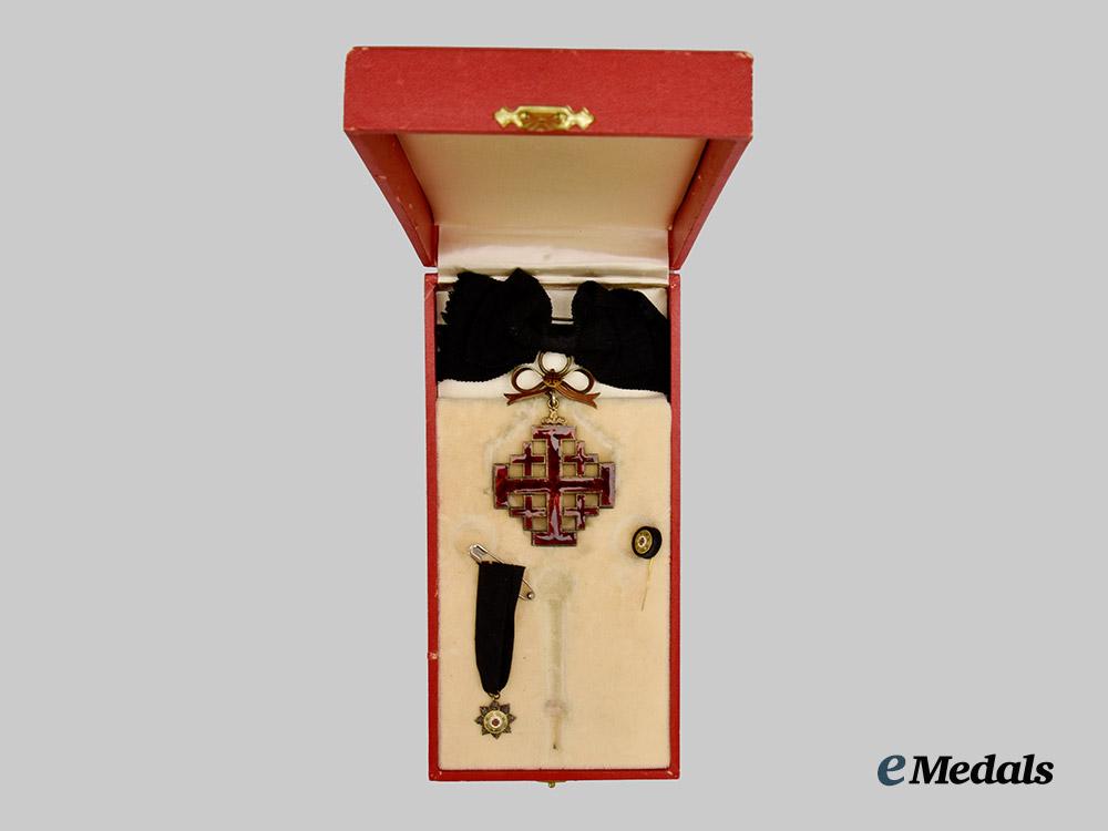 vatican,_papal_state._an_order_of_the_holy_sepulchre,_grand_officer_for_ladies___m_n_c8546