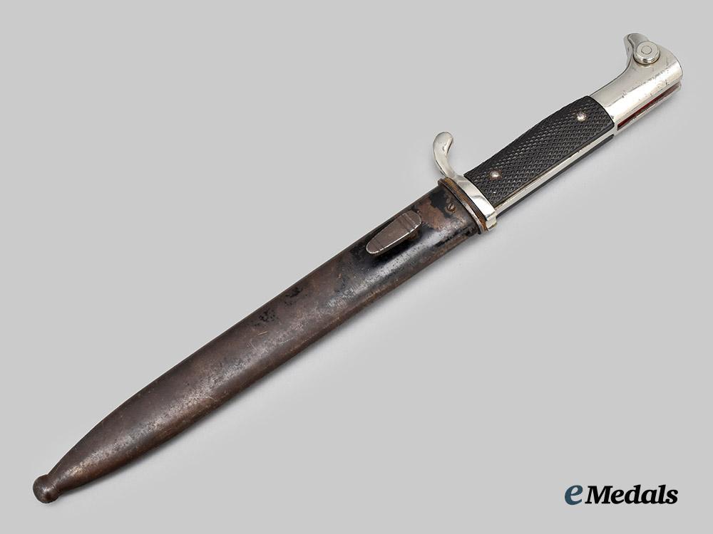 germany,_heer._a_pair_of_dress_bayonets___m_n_c8562