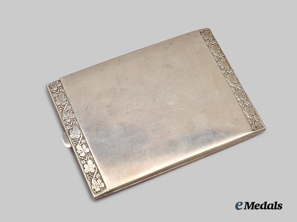 hungary,_kingdom._a_silver_cigarette_case,1930___m_n_c8575