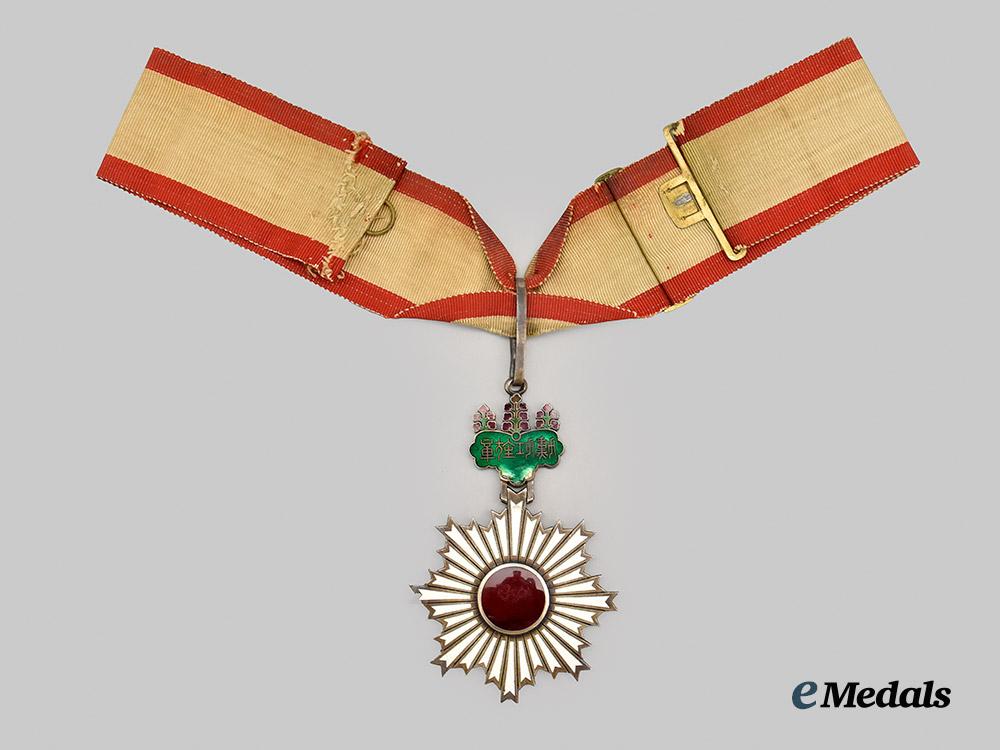 japan,_empire._an_order_of_the_rising_sun_and_japanese_decorations_to_arthur_diosy,1910___m_n_c8604