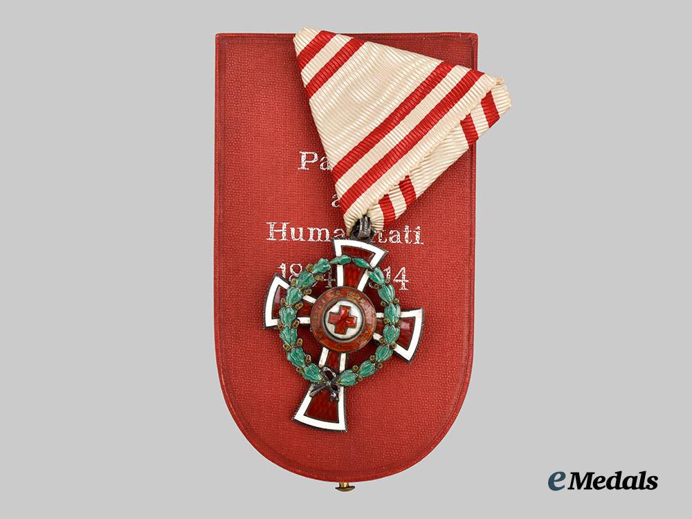 austria,_imperial._an_honour_decoration_of_the_red_cross,_i_i_class_cross,_by_scheid___m_n_c8608