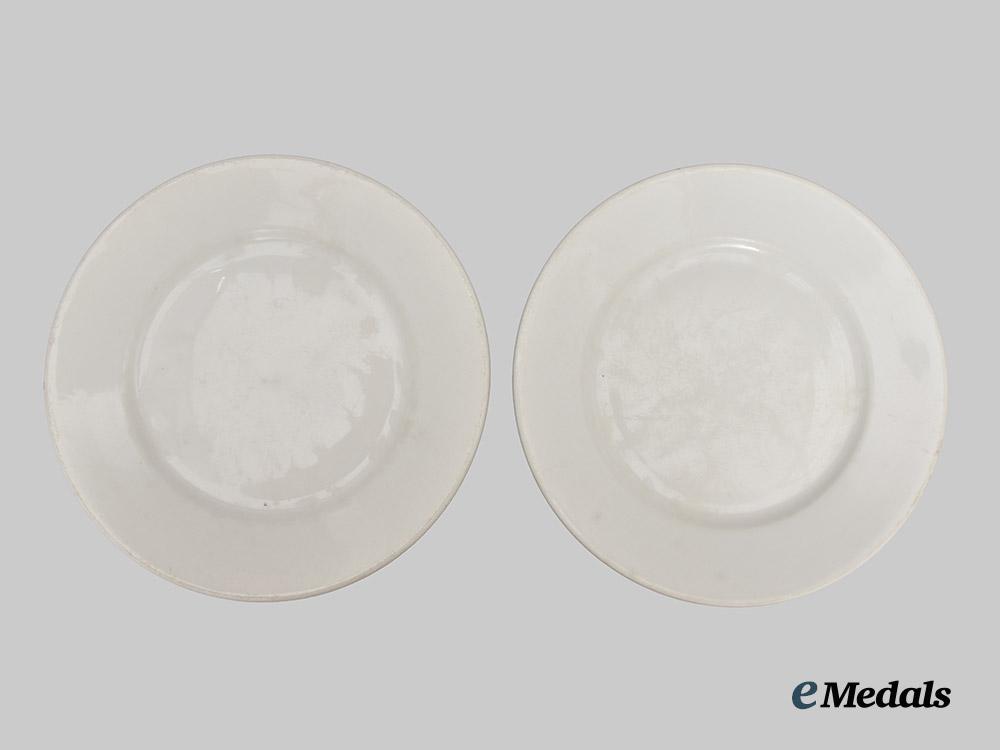 germany,_third_reich._a_pair_of_mess_hall_plates___m_n_c8675