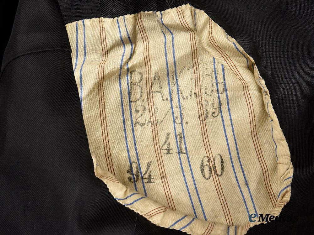 germany,_kriegsmarine._a_mint_gefreiter’s_parade_jacket,_with_bekleidungsamt_kiel_mark,_c.1939___m_n_c8698