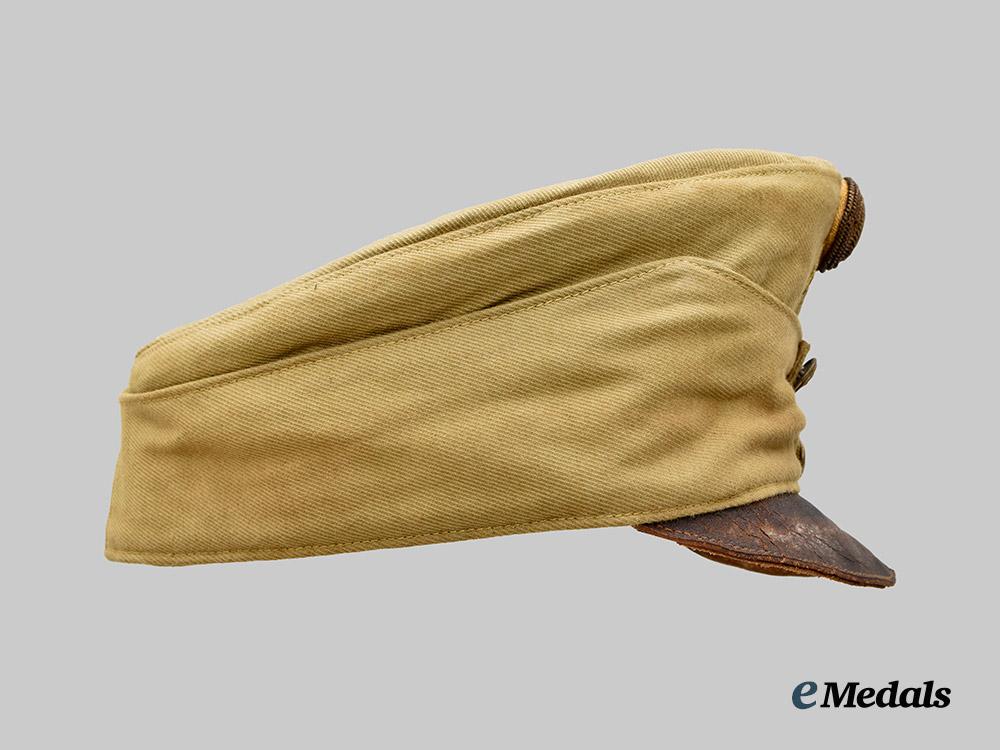 hungary,_kingdom._a_royal_air_force_service_cap,_by_the_national_clothing_institute___m_n_c8728