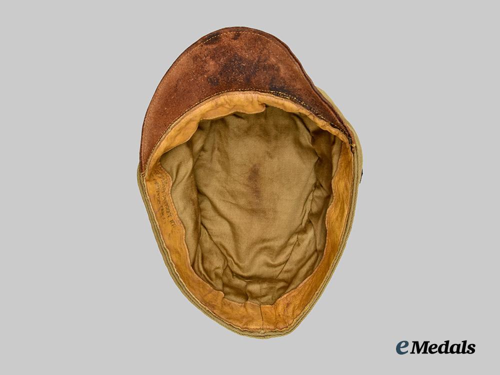 hungary,_kingdom._a_royal_air_force_service_cap,_by_the_national_clothing_institute___m_n_c8734