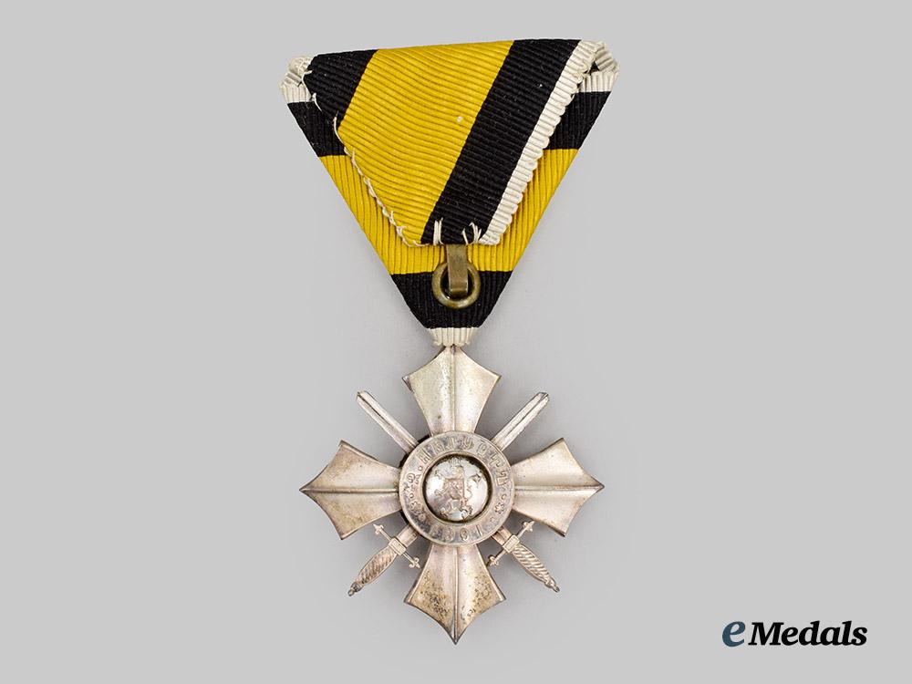 bulgaria,_kingdom._an_order_of_military_merit,_v_i_class_cross_in_case___m_n_c8735