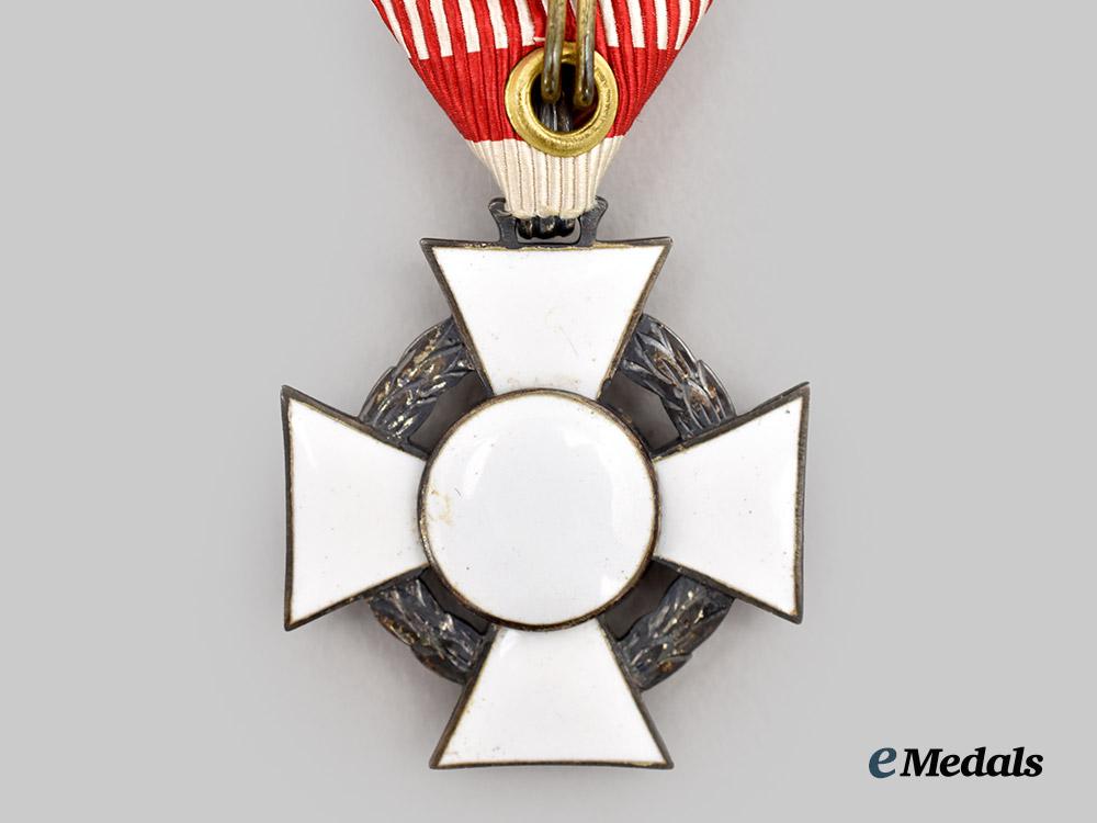 austria,_imperial._a_military_merit_medal,_i_i_i_class_by_mayer&_sohne,_in_case___m_n_c8746