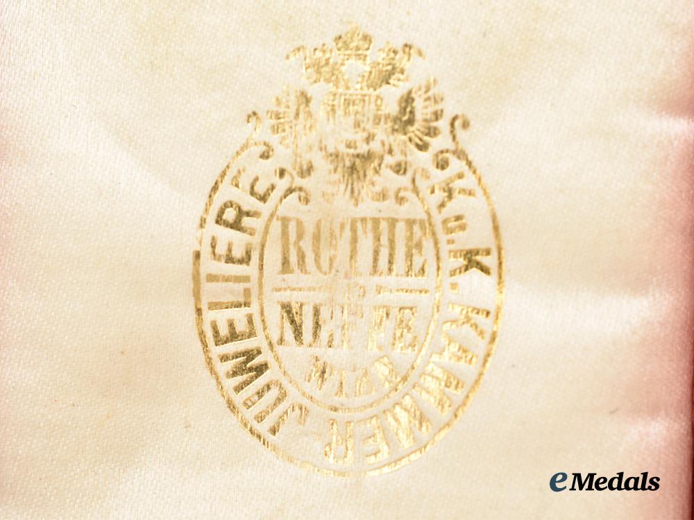 austria,_imperial._an1873_war_medal_in_case___m_n_c8750
