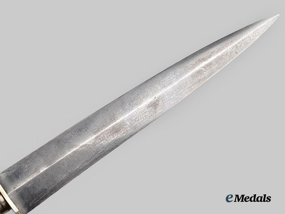 germany,_weimar_republic._a_kiel_naval_commemorative_service_dagger,_with_case___m_n_c8750