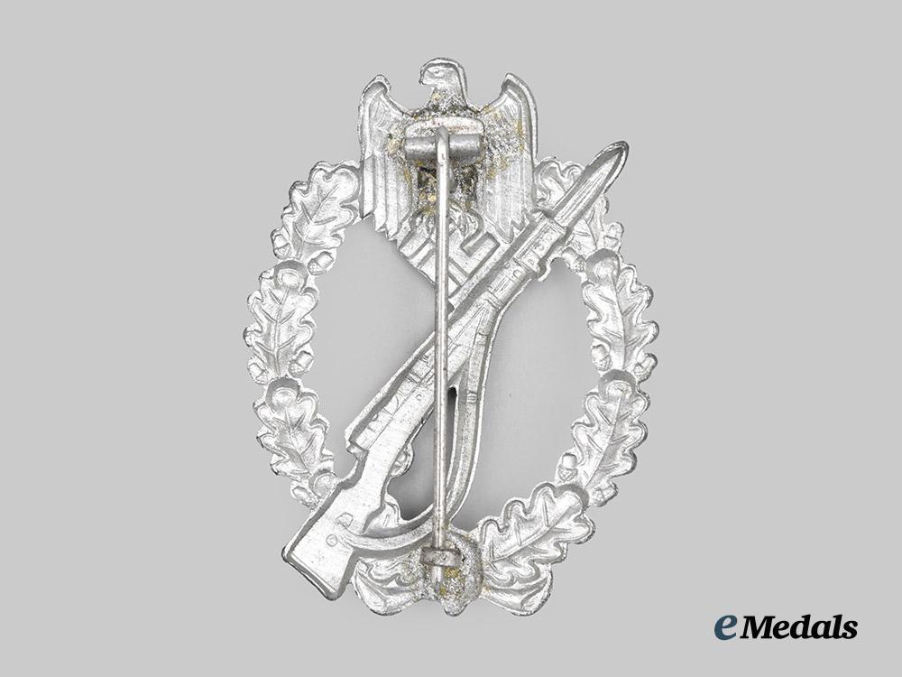 germany,_wehrmacht._an_infantry_assault_badge,_silver_grade___m_n_c8759
