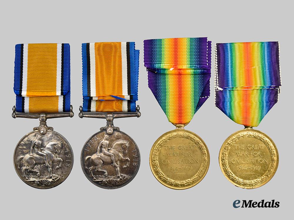 canada,_c_e_f._a_vimy_memorial_family_group_to_the_morrison_brothers___m_n_c8823