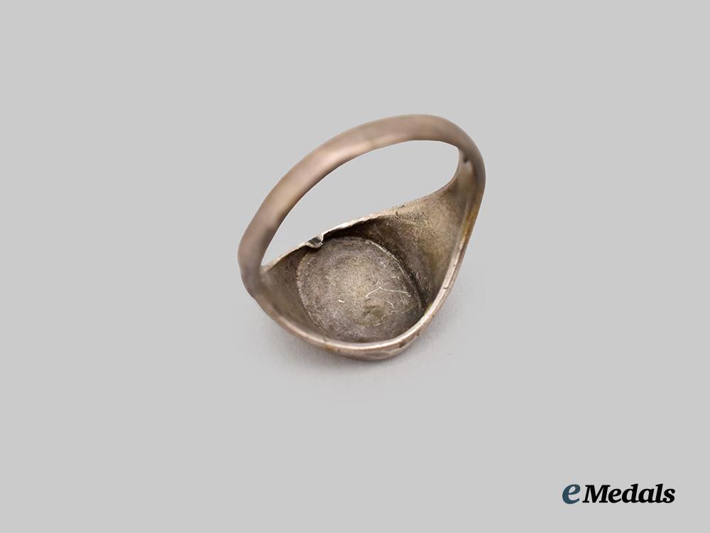 germany,_third_reich._an_a_h_patriotic_ring_in_silver___m_n_c8884