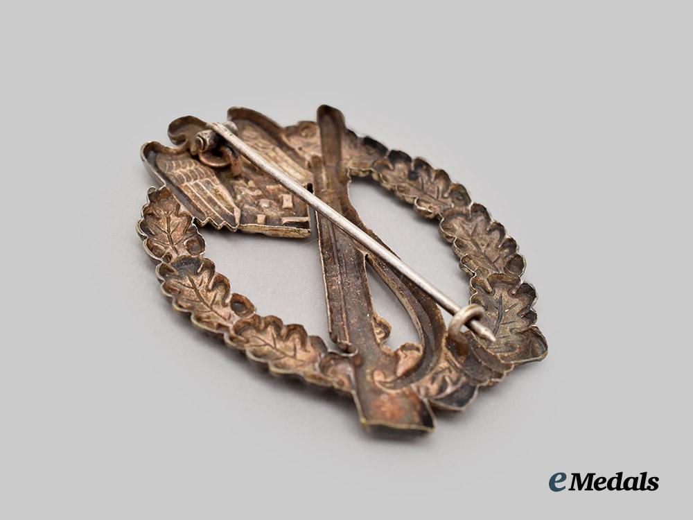 germany,_wehrmacht._an_infantry_assault_badge,_silver_grade,_unknown_maker_variant___m_n_c8890