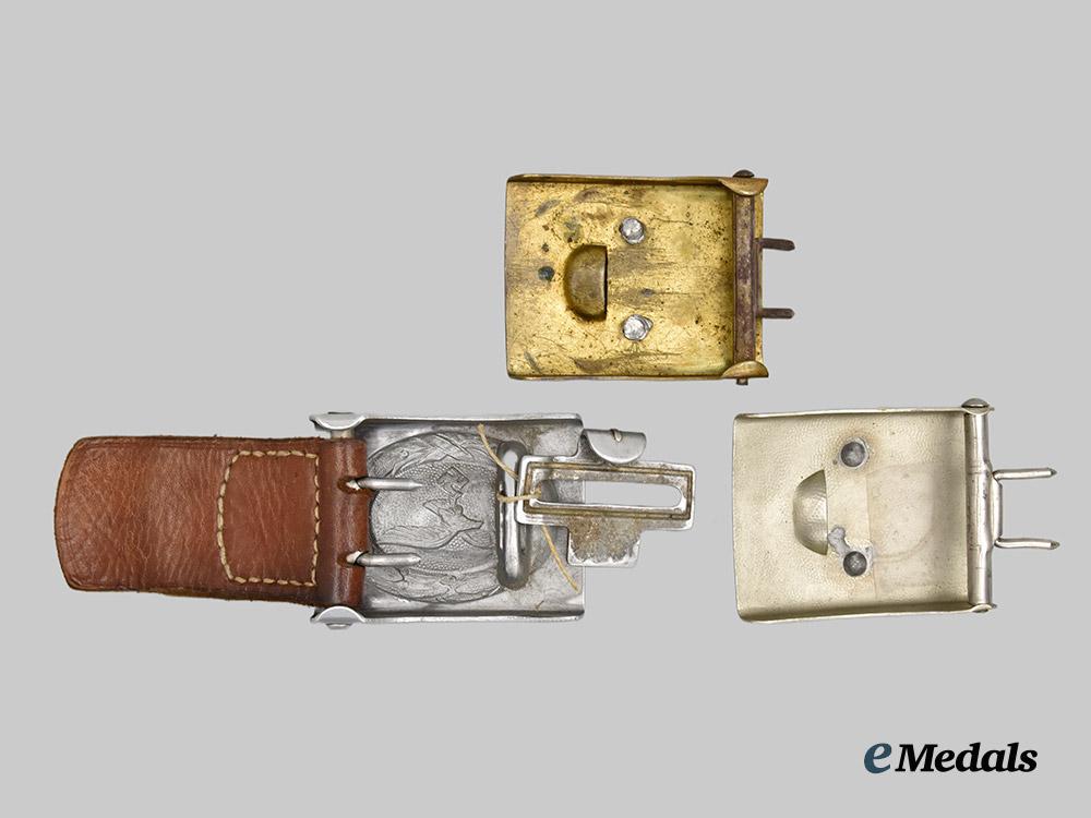 germany,_third_reich._a_mixed_lot_of_belt_buckles___m_n_c8939