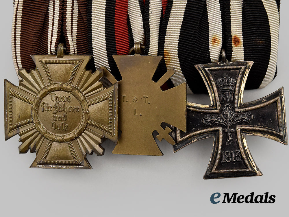 germany,_third_reich._a_medal_bar_for_first_world_war_and_n_s_d_a_p_service___m_n_c8954