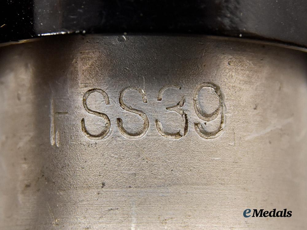 germany,_wehrmacht._an_m31_canteen,_with_u_s42nd_infantry_dedication,_by_frenzel&_sachs___m_n_c8971