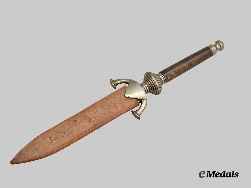 united_states._a_revolutionary_war_era_plug_bayonet,_c.1790___m_n_c9044