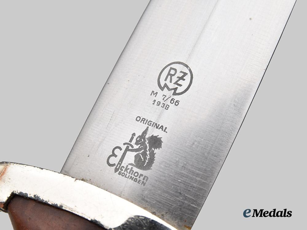 germany,_n_s_k_k._a_model1936_chained_service_dagger,_transitional_example,_by_carl_eickhorn___m_n_c9051