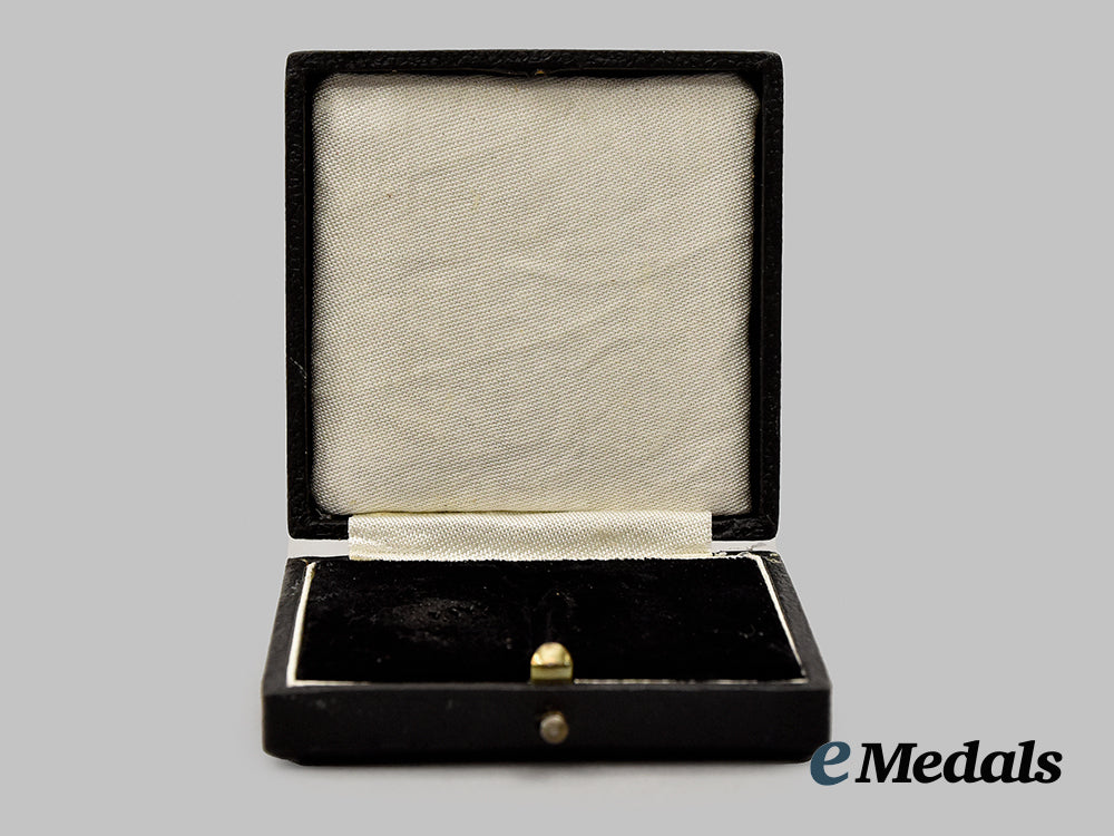 germany,_wehrmacht._a_case_for_a_gold_grade_wound_badge___m_n_c9083