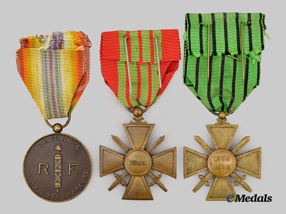 france,_republic._a_lot_of_three_second_war_medals___m_n_c9095
