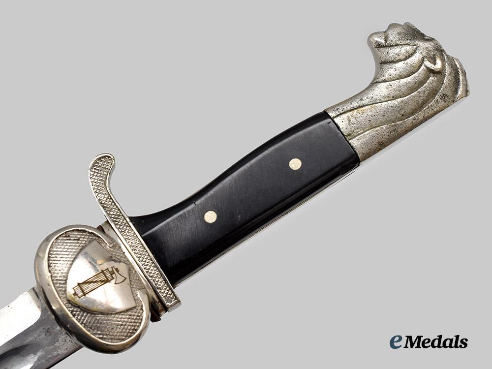 italy,_kingdom._a_national_fascist_party/_m_v_s_n_dress_bayonet,_unofficial_and_privately-_purchased_example,_by_f._m._mattsson___m_n_c9167