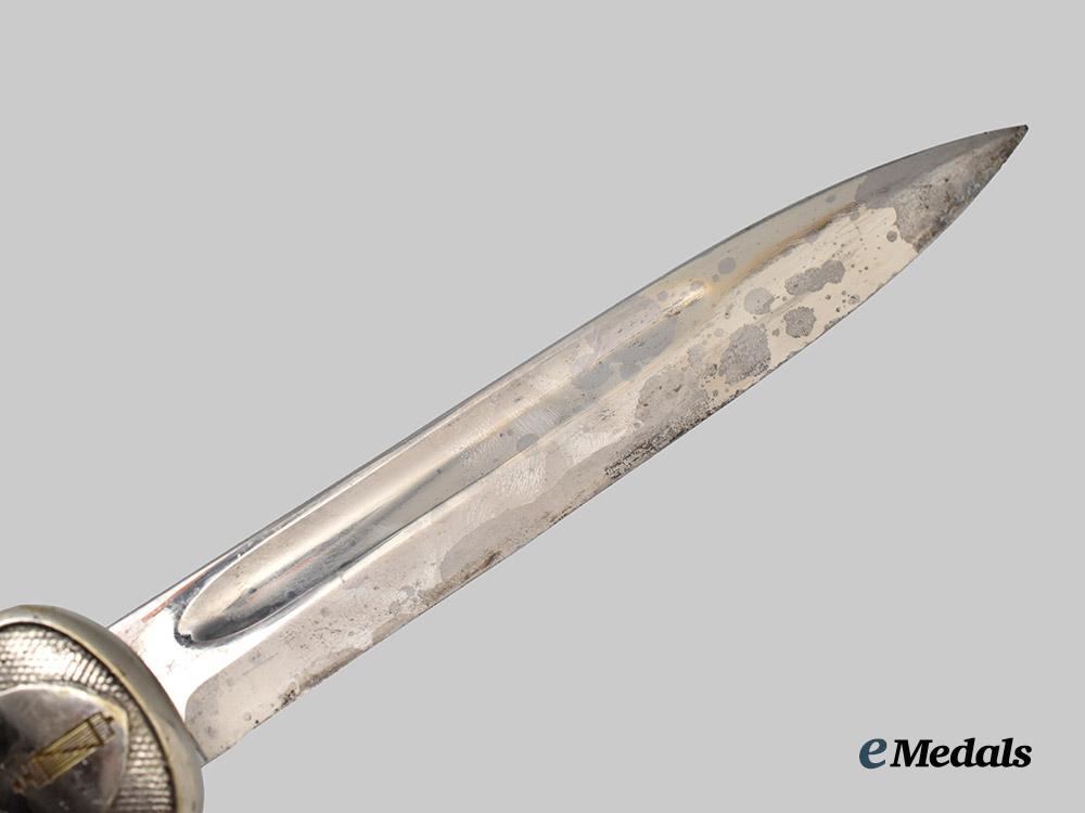 italy,_kingdom._a_national_fascist_party/_m_v_s_n_dress_bayonet,_unofficial_and_privately-_purchased_example,_by_f._m._mattsson___m_n_c9170