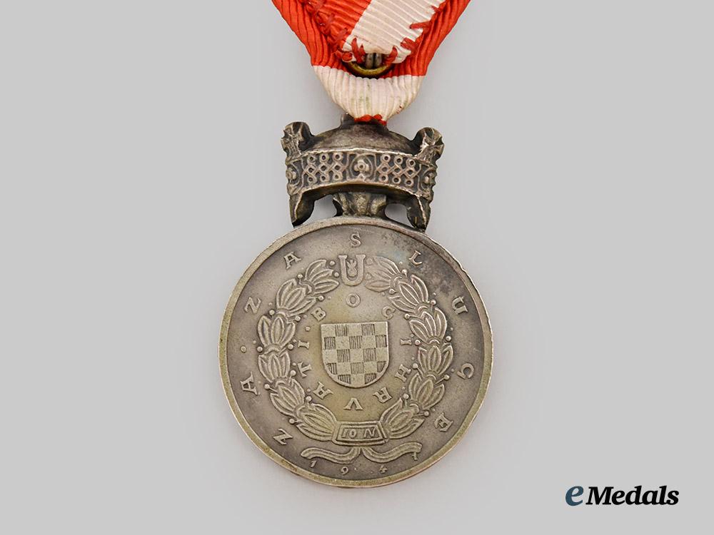 croatia,_independent_state._an_order_of_the_crown_of_king_zvonomir,_silver_medal_for_anti-_partisan_actions,_to_oberjäger_rudolf_manigk___m_n_c9173