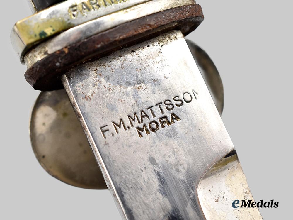 italy,_kingdom._a_national_fascist_party/_m_v_s_n_dress_bayonet,_unofficial_and_privately-_purchased_example,_by_f._m._mattsson___m_n_c9173