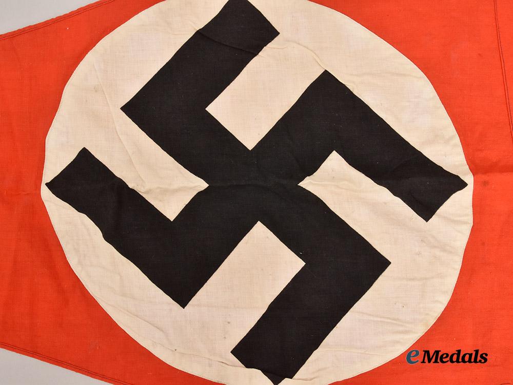 germany,_third_reich._a_large_national_flag_pennant,_stadtverwaltung_kandel___m_n_c9201