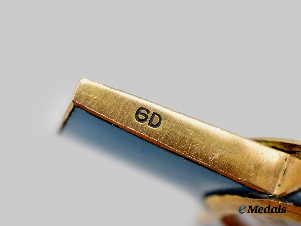 sardinia,_kingdom_of_italy._an_order_of_civil_merit,_c.1900___m_n_c9232-_recovered