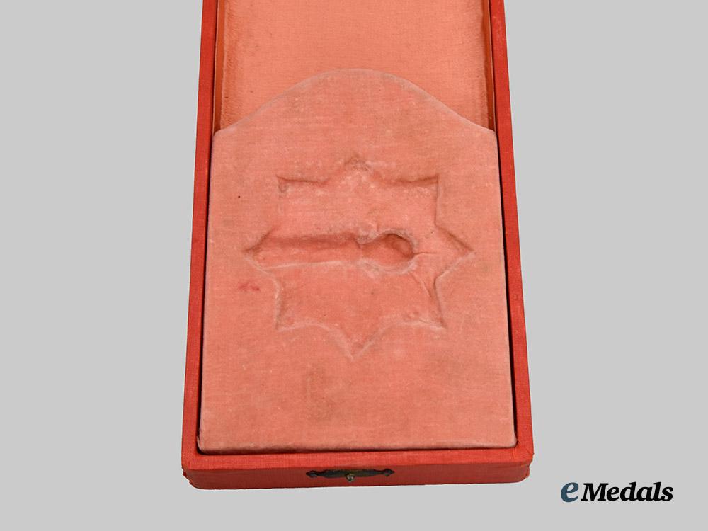 international._an_order_of_the_star,_i_class_grand_cross_case,_c.1935___m_n_c9240